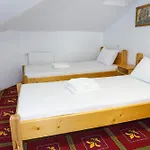 Hostel Km 0