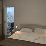 Victoria Plaza Two Bdr Apt