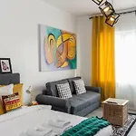RedBed Self-Catering Apartaments - Premium Apartment