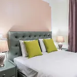 Akiro Boutique Hotel