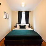 The Chic & Modern Apartment - Homey Bucharest