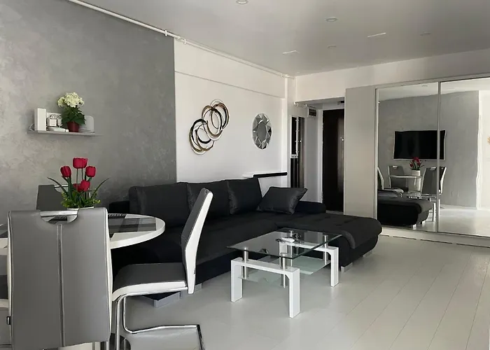 Luxury Westpark 2-Room Apartment Lakeview W5