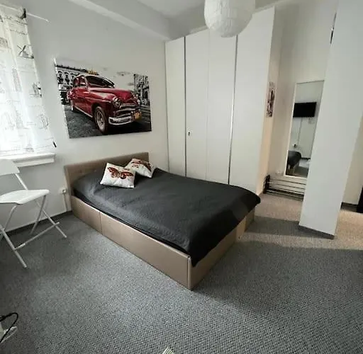 City Center White Studio In Bucharest
