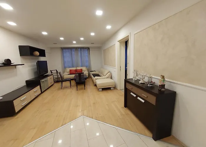 Penthouse Suite Above The City Center Bucharest