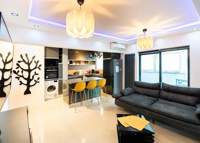 Lazys Haven Modern 3R Apt In City Center