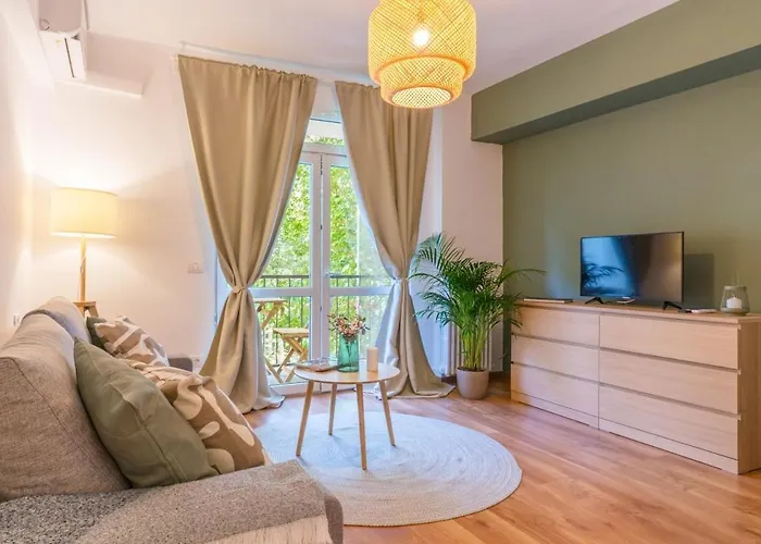 Charming & Central 1Br Apartment