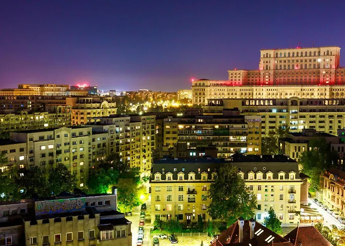 2Bdr Spacious And Comfy Flat With Amazing Views - Landmark & City
