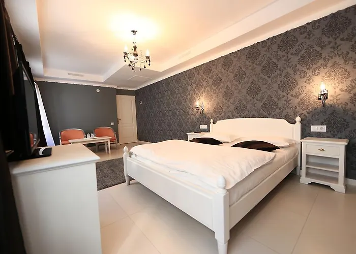 Old City Bucharest Nf Hotels