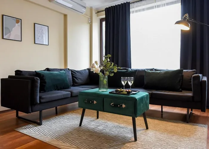 The Chic & Modern Apartment - Homey Bucharest