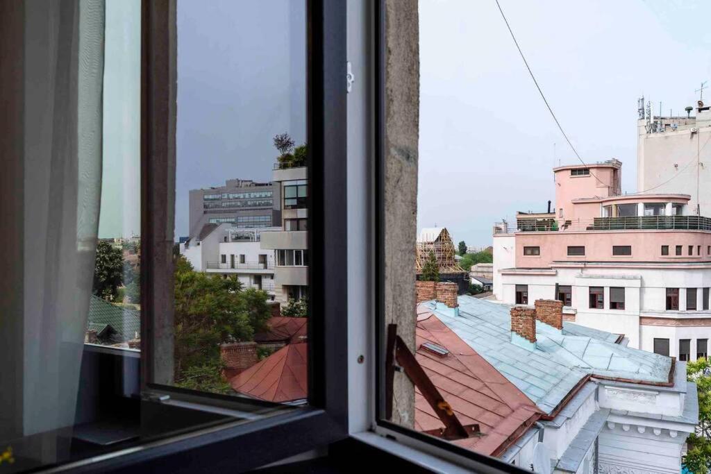 Apartment Beautiful - Location - Netflix Bucharest
