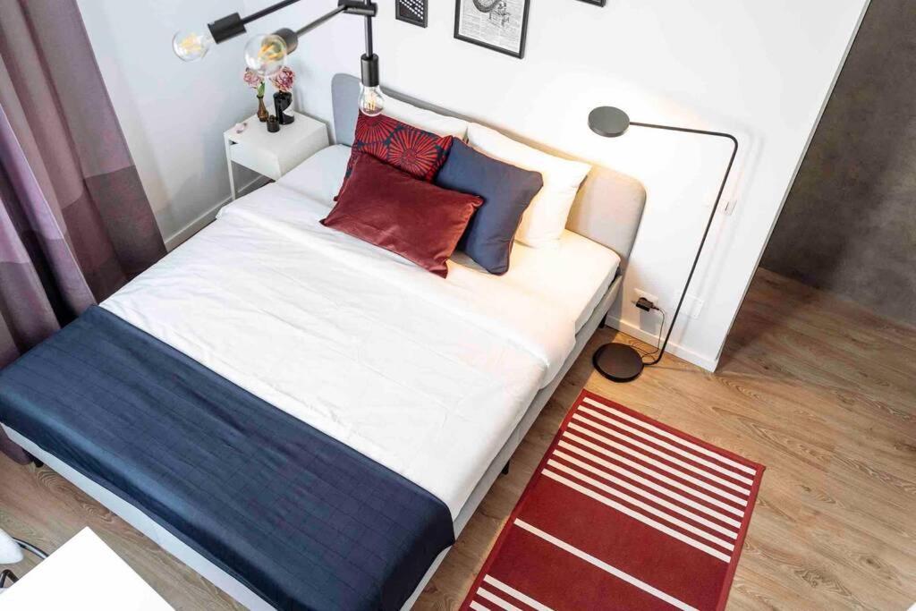 Beautiful - Location - Netflix Apartment *