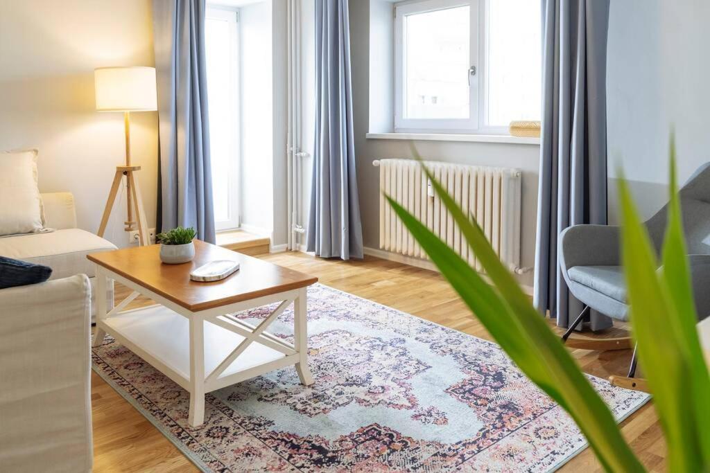 Good Vibes Apartment