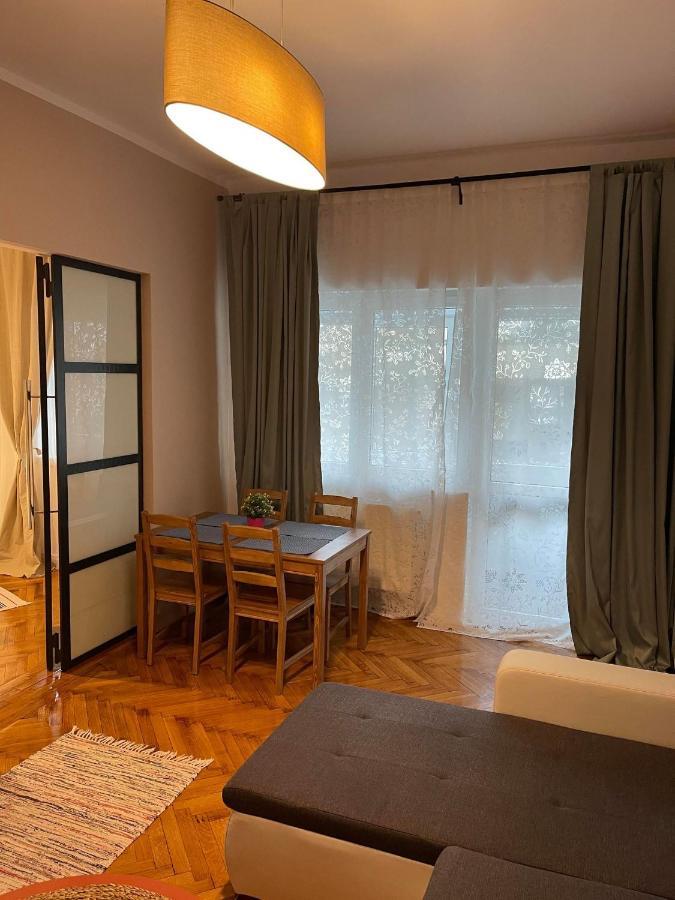 Interbellic Flat Apartamento