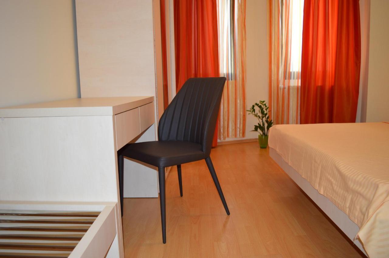 Bucharest Apartments * Bucareste