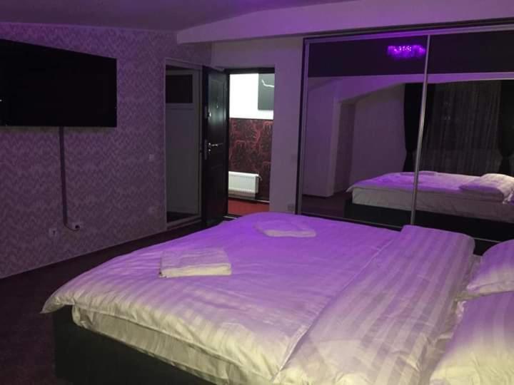 Bed & Breakfast Ely's Mansion-24h Check-in *