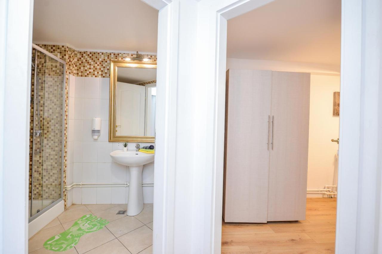 Unirii Square Old Town Apartment