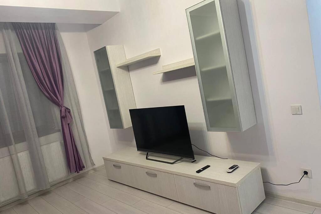 Apartament - Drumul Taberei Parc Bucureşti