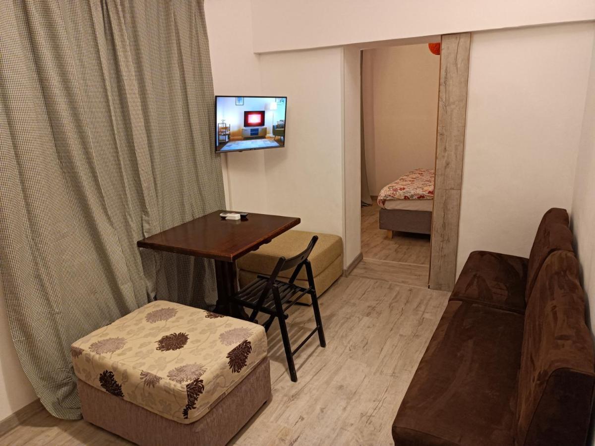 Lux Apartament In The Bubble Of Piata Romana Apartamento *