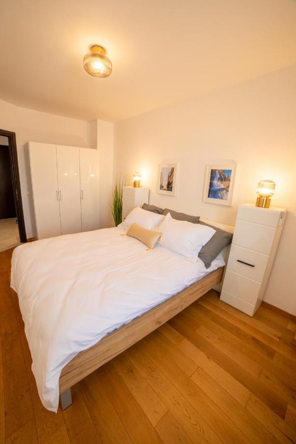 Nobel: Premium Two-room In Bucharest's Center! Bucharest