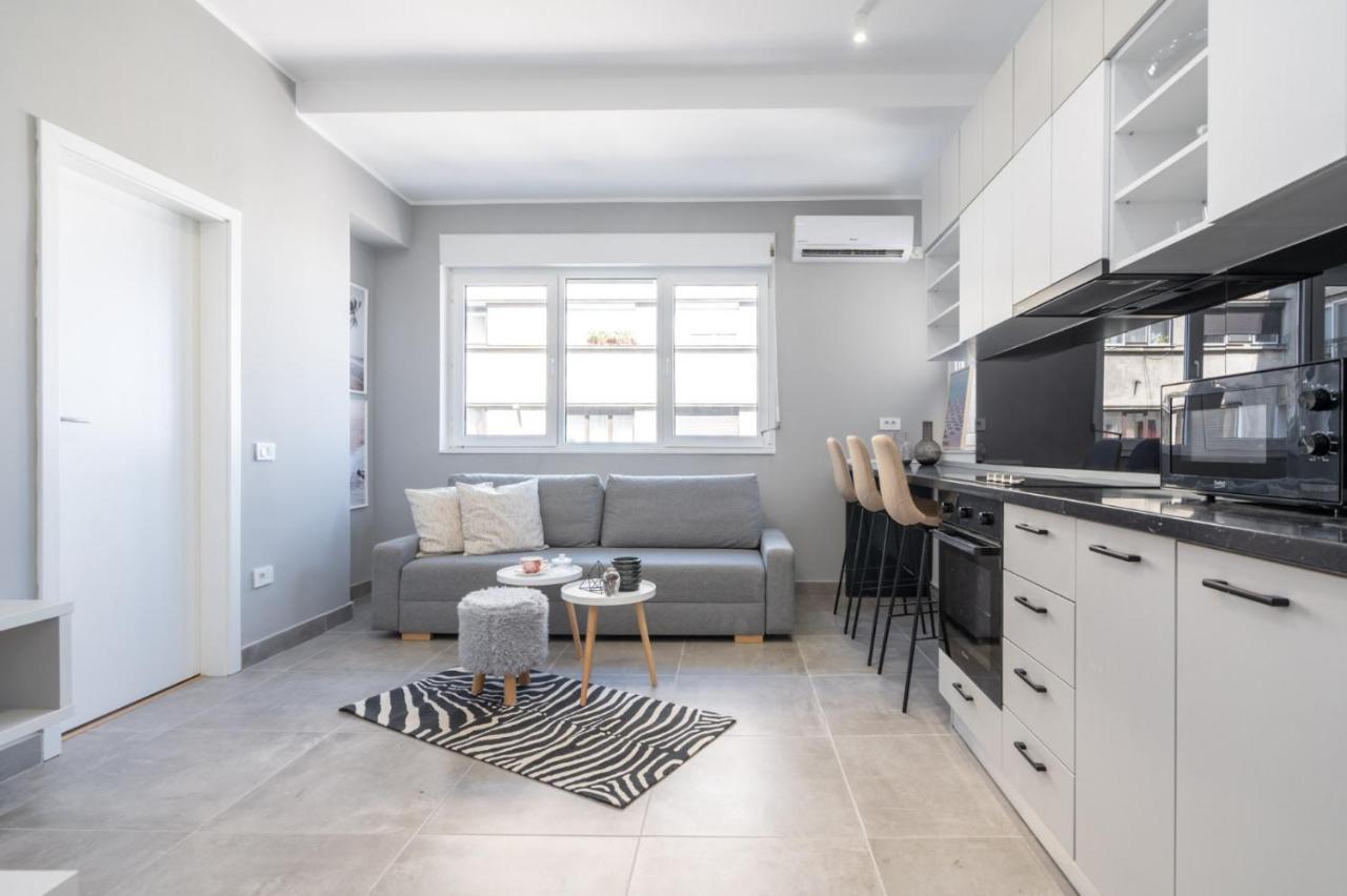 Minimalist Design In Magheru * Bucareste