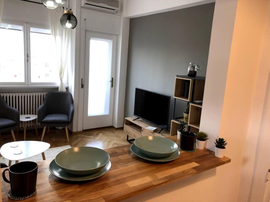 Apartment Lovely *