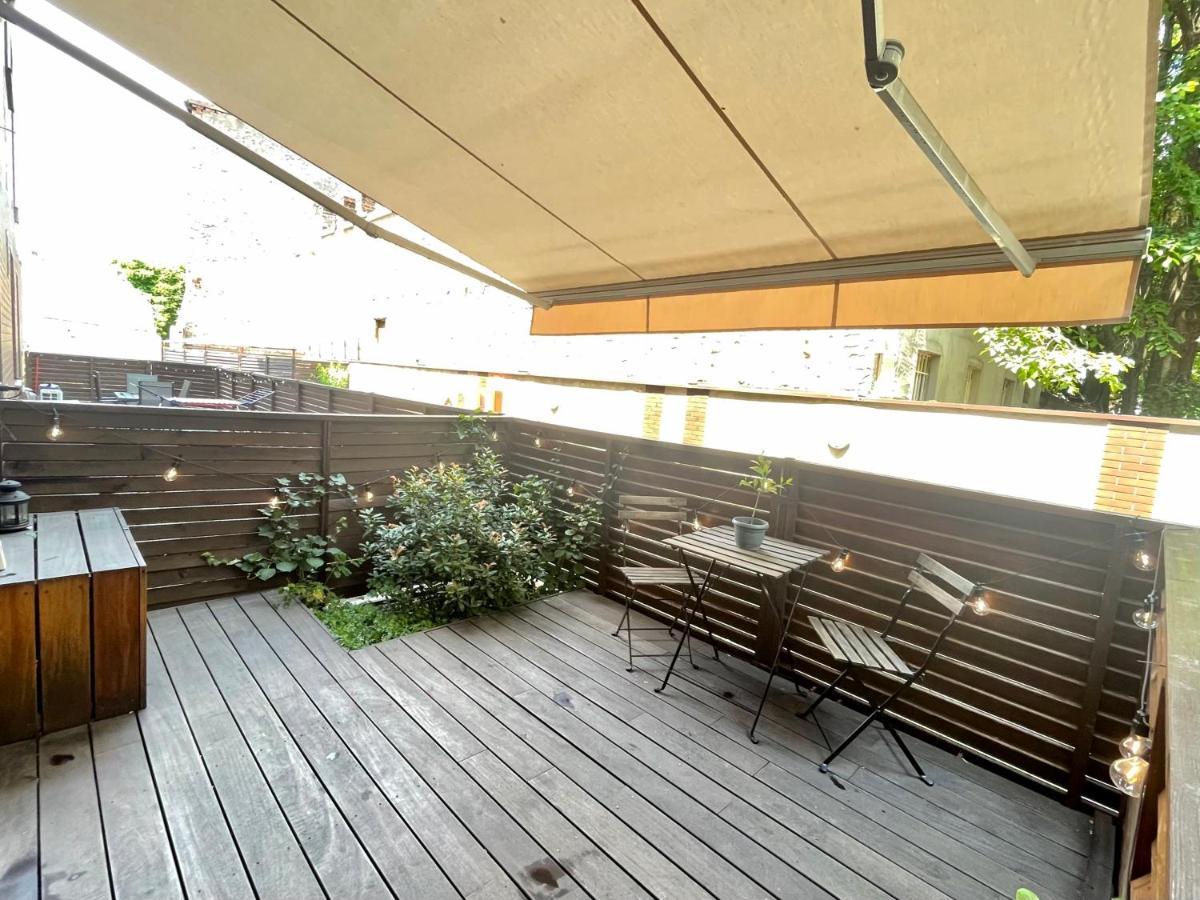 Urban Oasis With Parking Apartment Bucharest