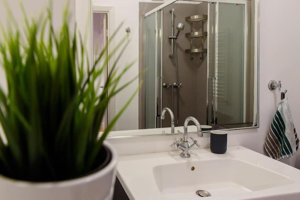 Apartamento Calderon - In Centre At Universitate & Old Town
