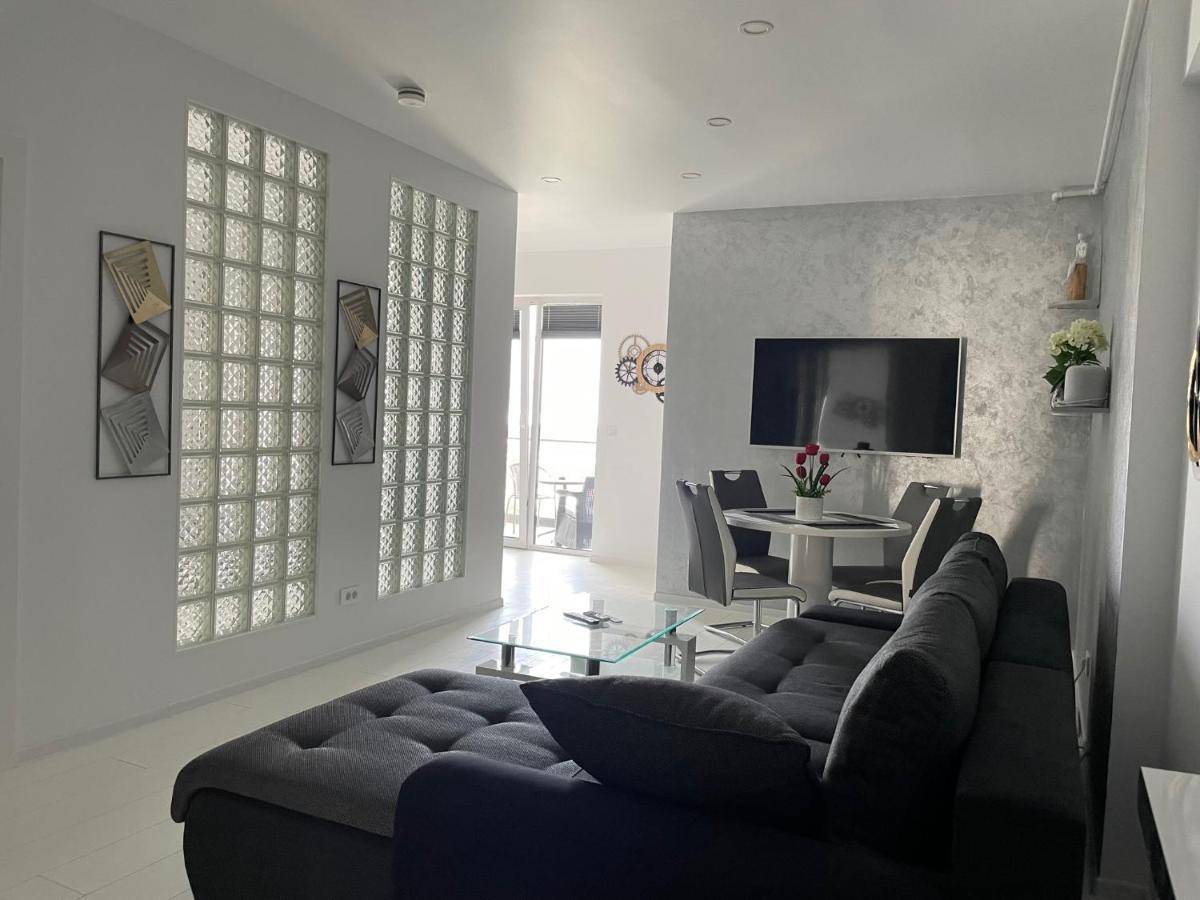 Luxury Westpark 2-room Lakeview W5 *