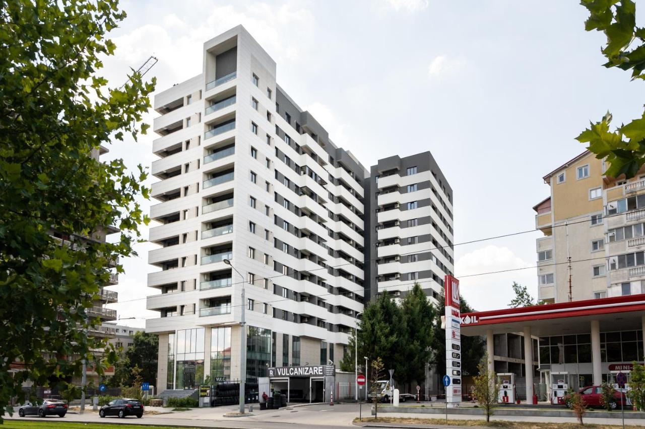 Glamour 8 * Bucharest