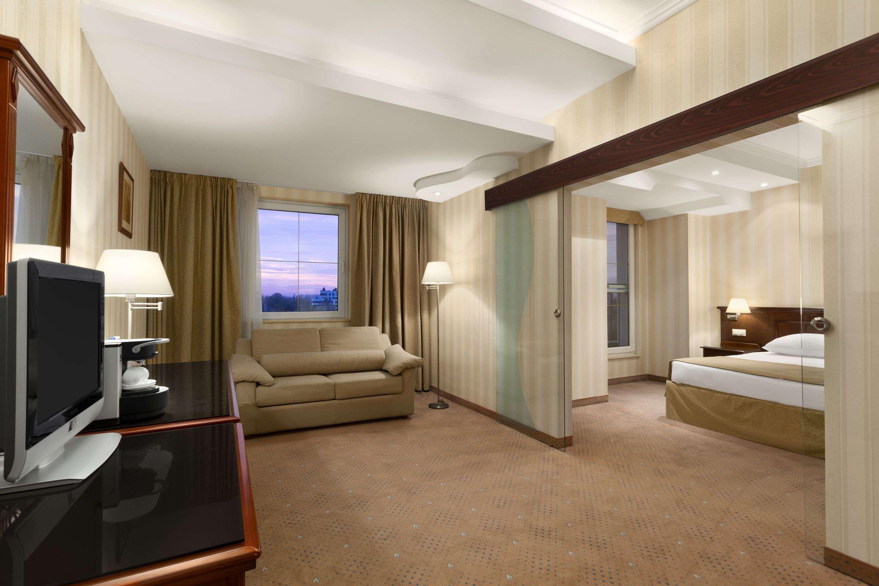 Ramada & By Wyndham North Bucharest