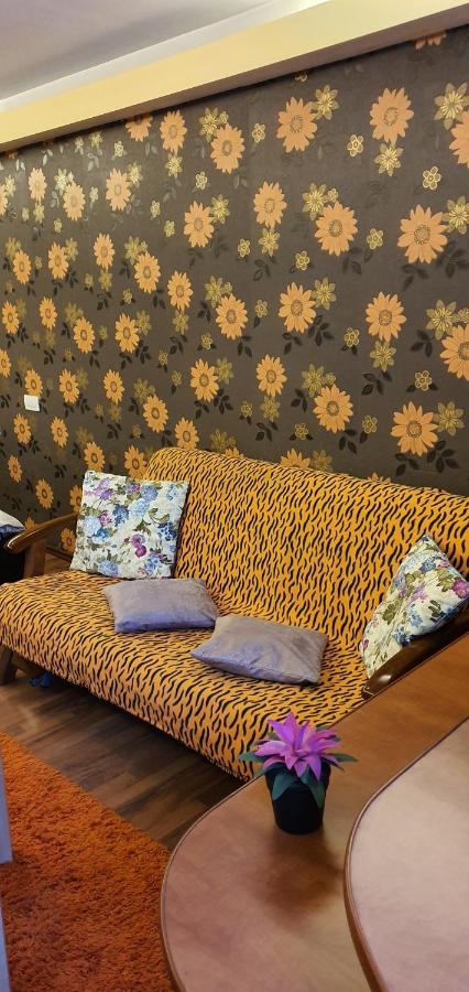 My House - Ultracentral Romana Square Near Old Town Apartamento Bucareste