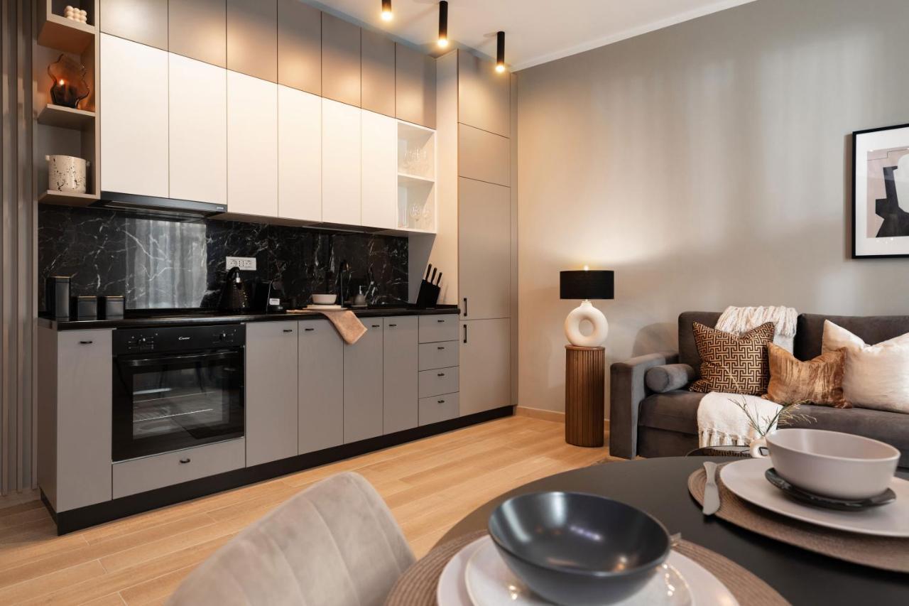 Qult - Misty Night Apartamento Bucareste