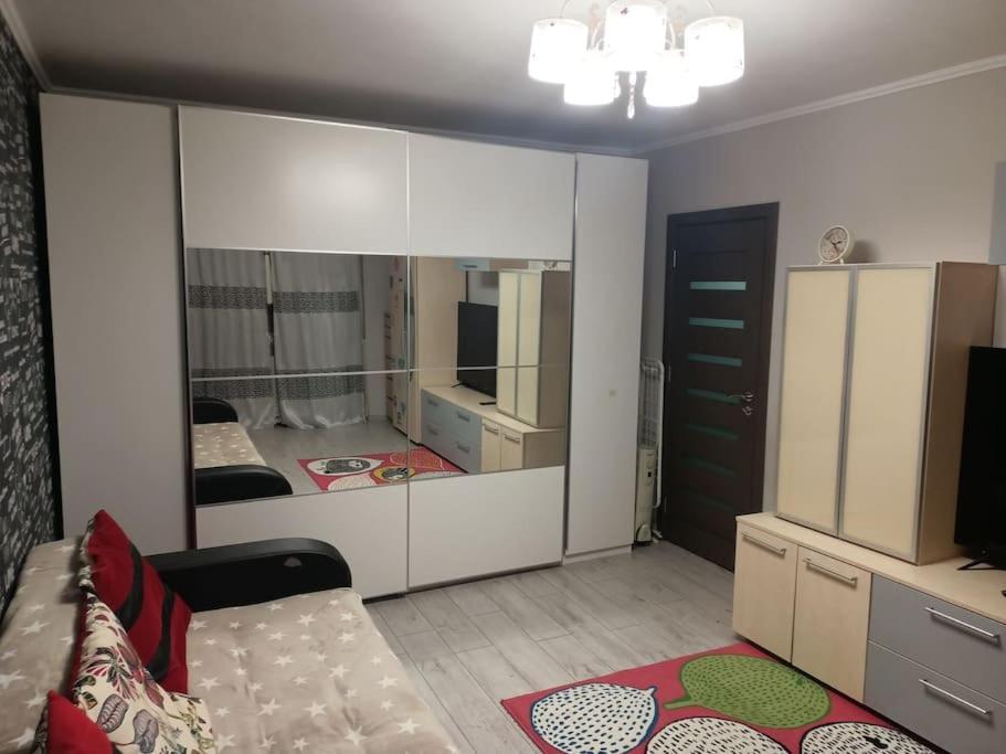 Private Near 3 Min Metrou Crangasi, 40 M2 *