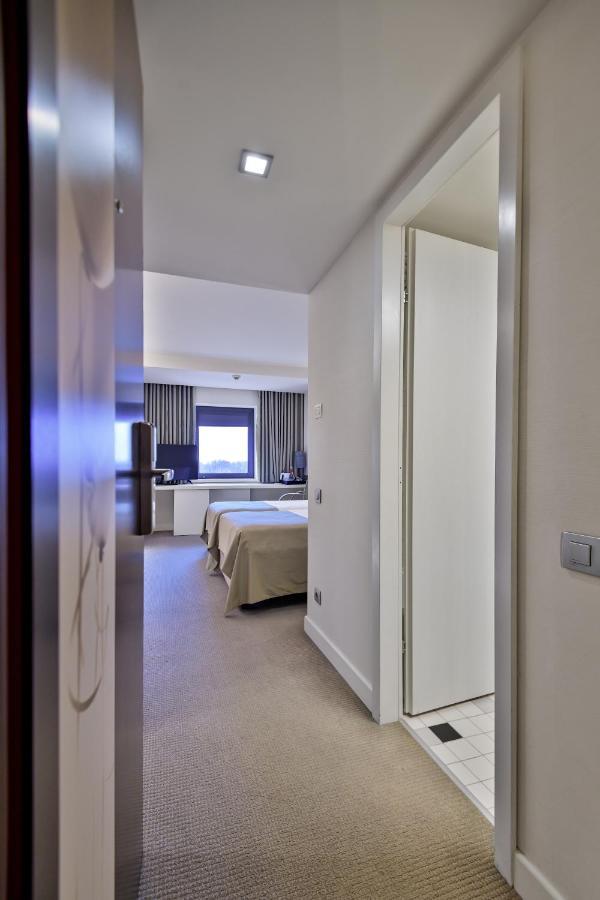 Ramada Plaza By Wyndham Convention Center