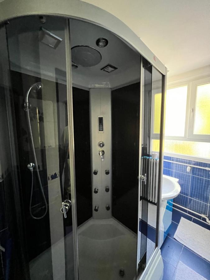Apartament Apartament Linistit Si Luxos Piata Sudului Bucureşti