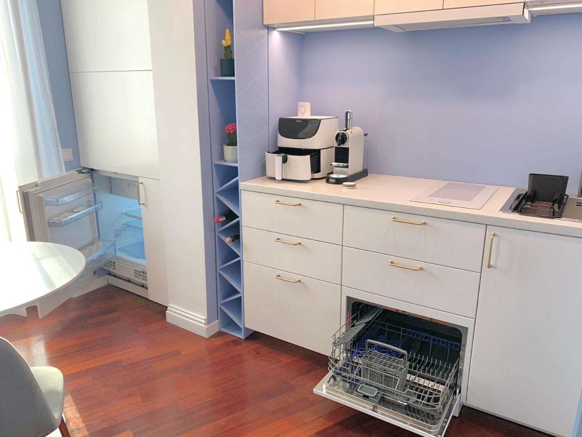 Downtown Italian Apartment
