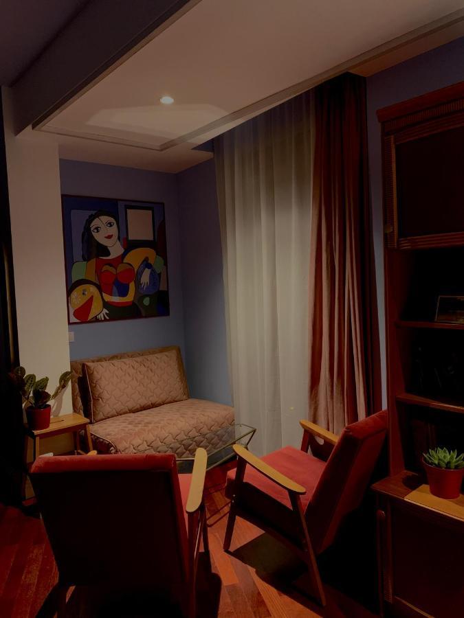 Apartment Downtown Italian *