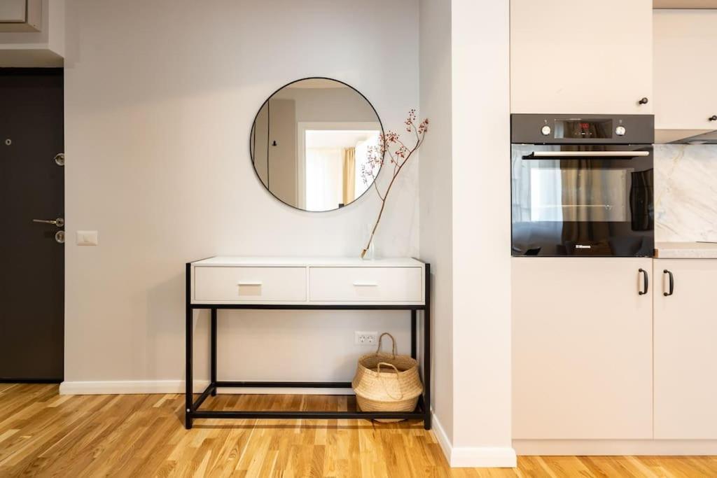 Sunny 2br Flat - Location - Stunning Views * Bucharest