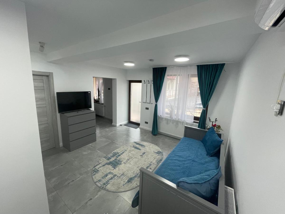 Apusului * Bucharest