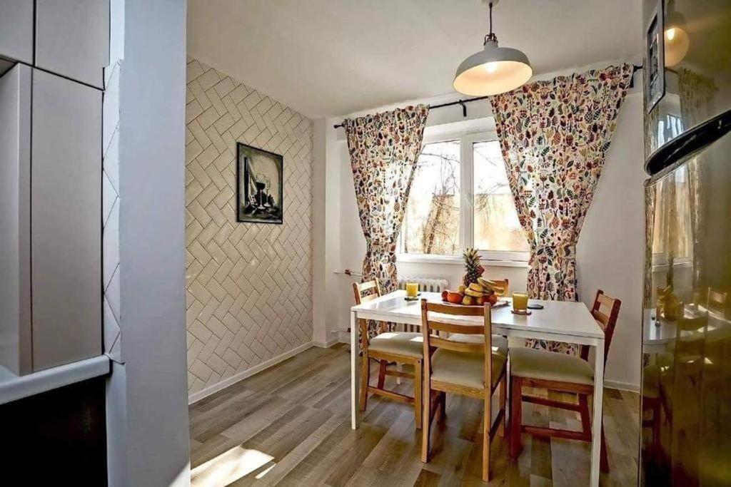 Poetry I Piata Victorei Apartment
