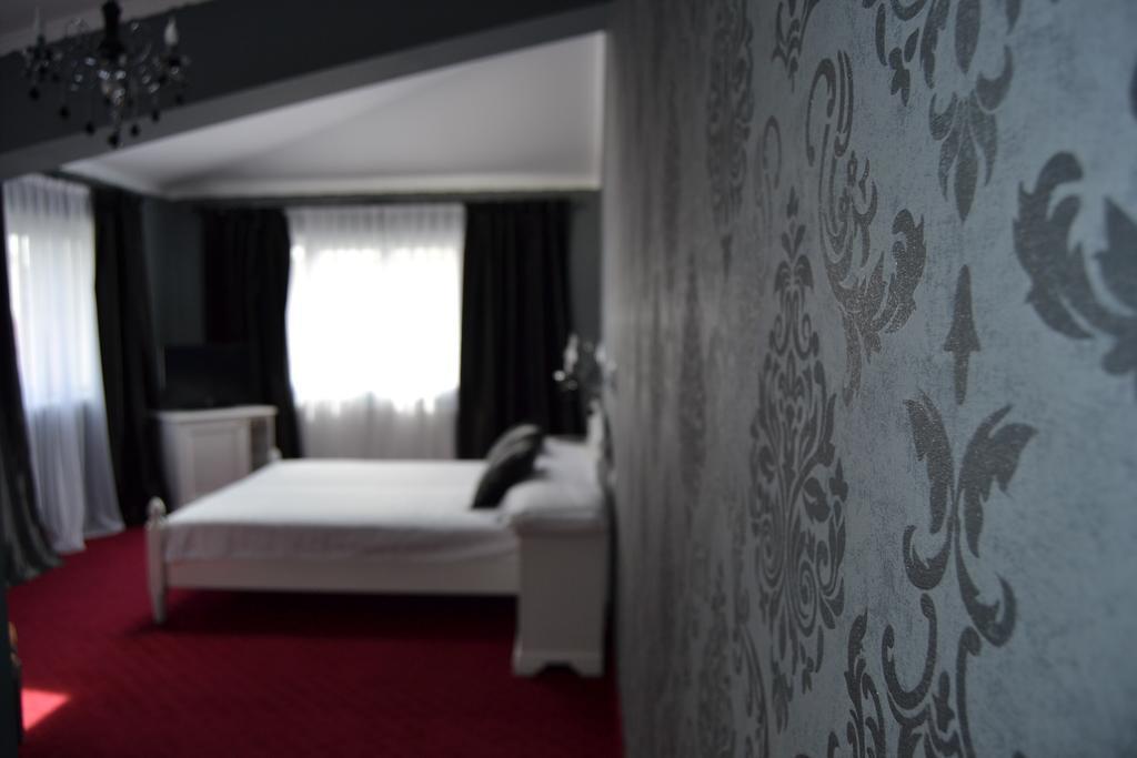 Hotel Old City Nf 4*