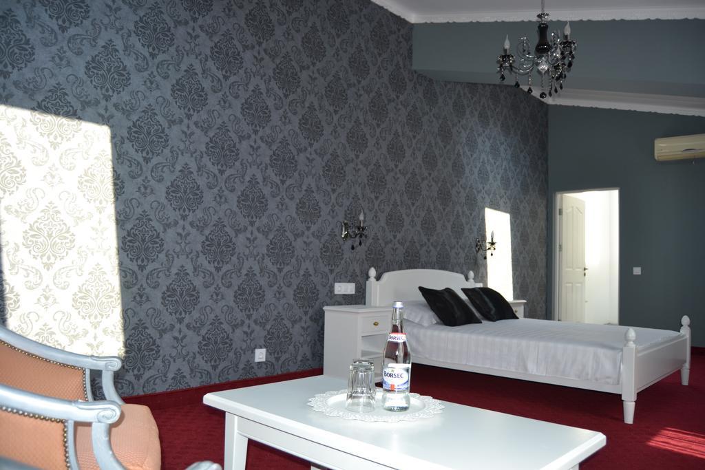 Hotel Old City Nf 4*