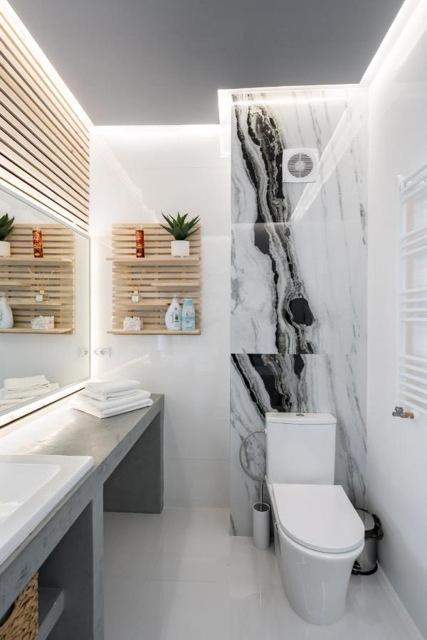 Apartament Jungle Escape - Luxe 1-br Haven In