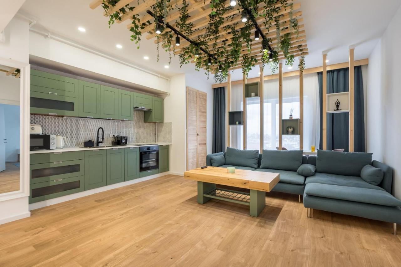 Jungle Escape - Luxe 1-br Haven In *