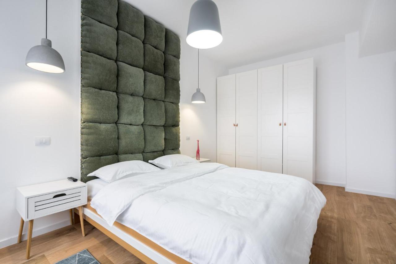 Apartament Jungle Escape - Luxe 1-br Haven In *
