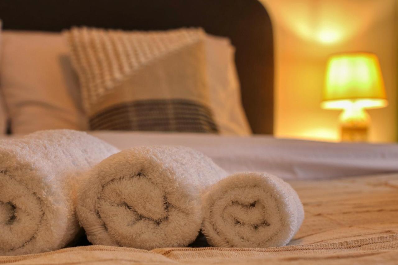 Relaxation Station - My Charming, Cosy&inviting - Smart Thermostat - Private Parking - Ior Park - Long Term Price Cuts