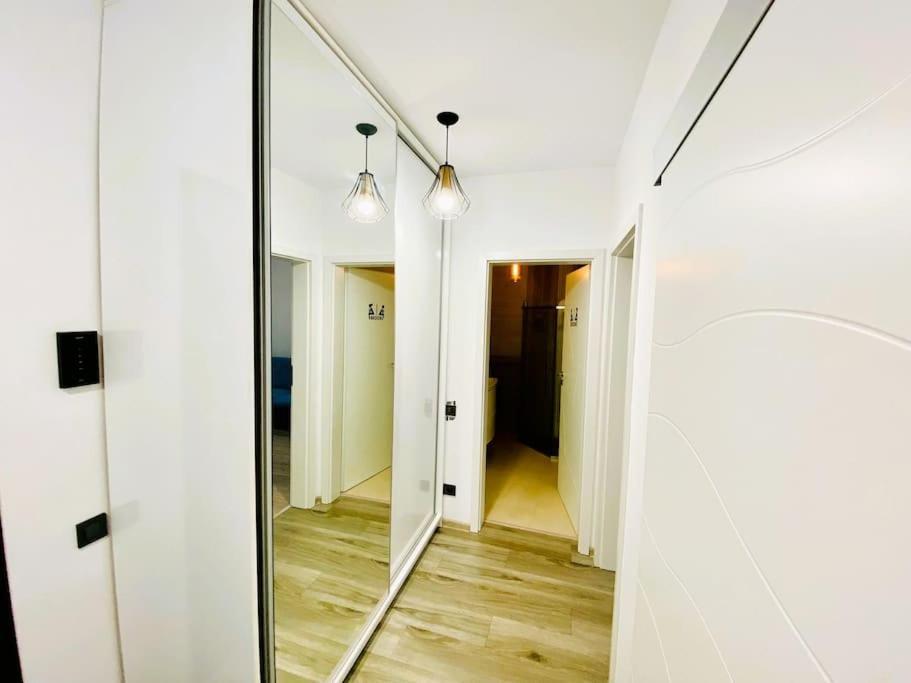 Blue Plaza Studio Apartament Bucureşti