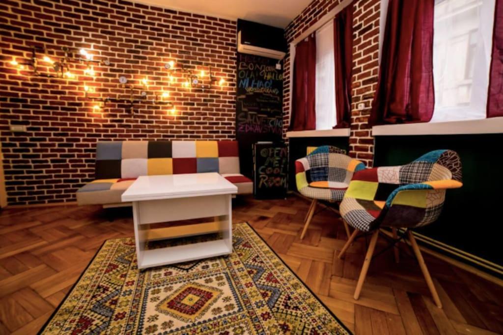 Apartamento Studio Steampunk In Centru Bucareste