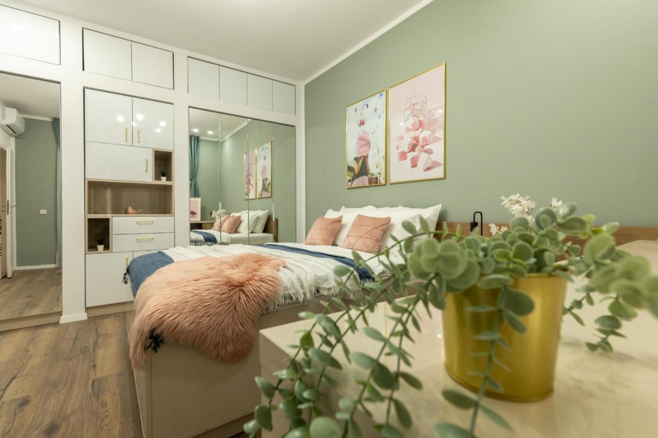 Dream - Prime Location 2br In Bucharest