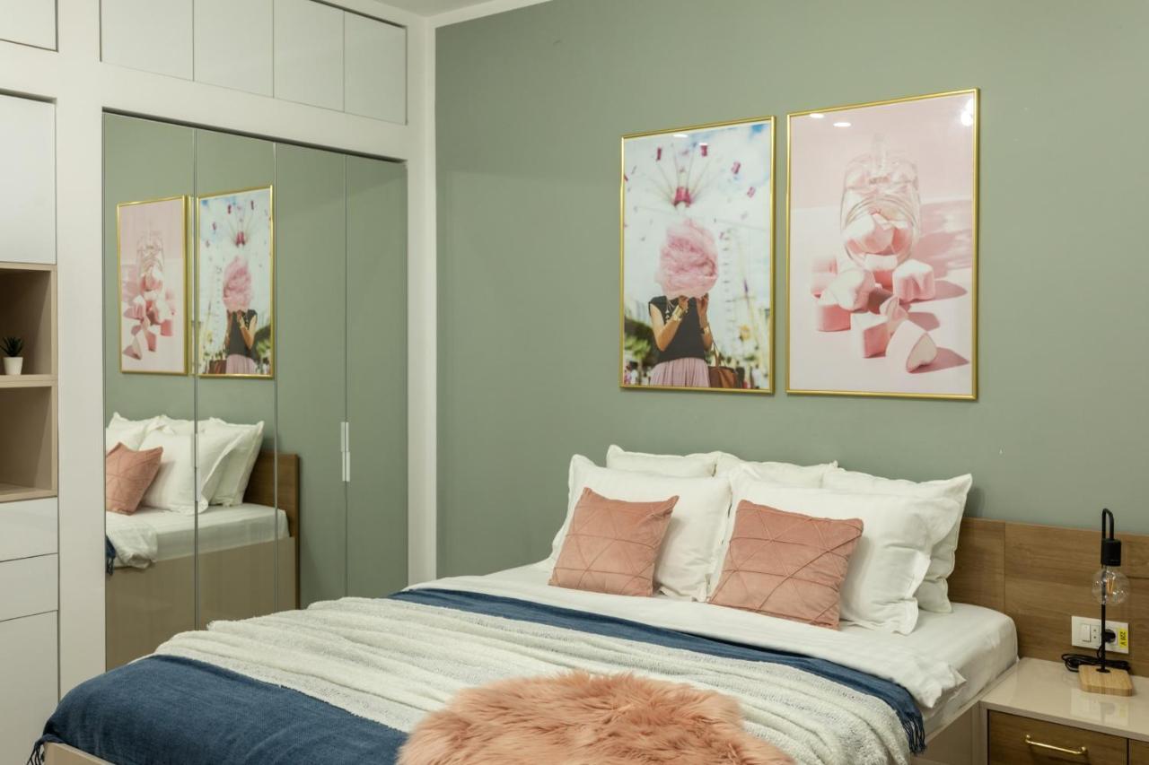 Dream - Prime Location 2br In Apartment *